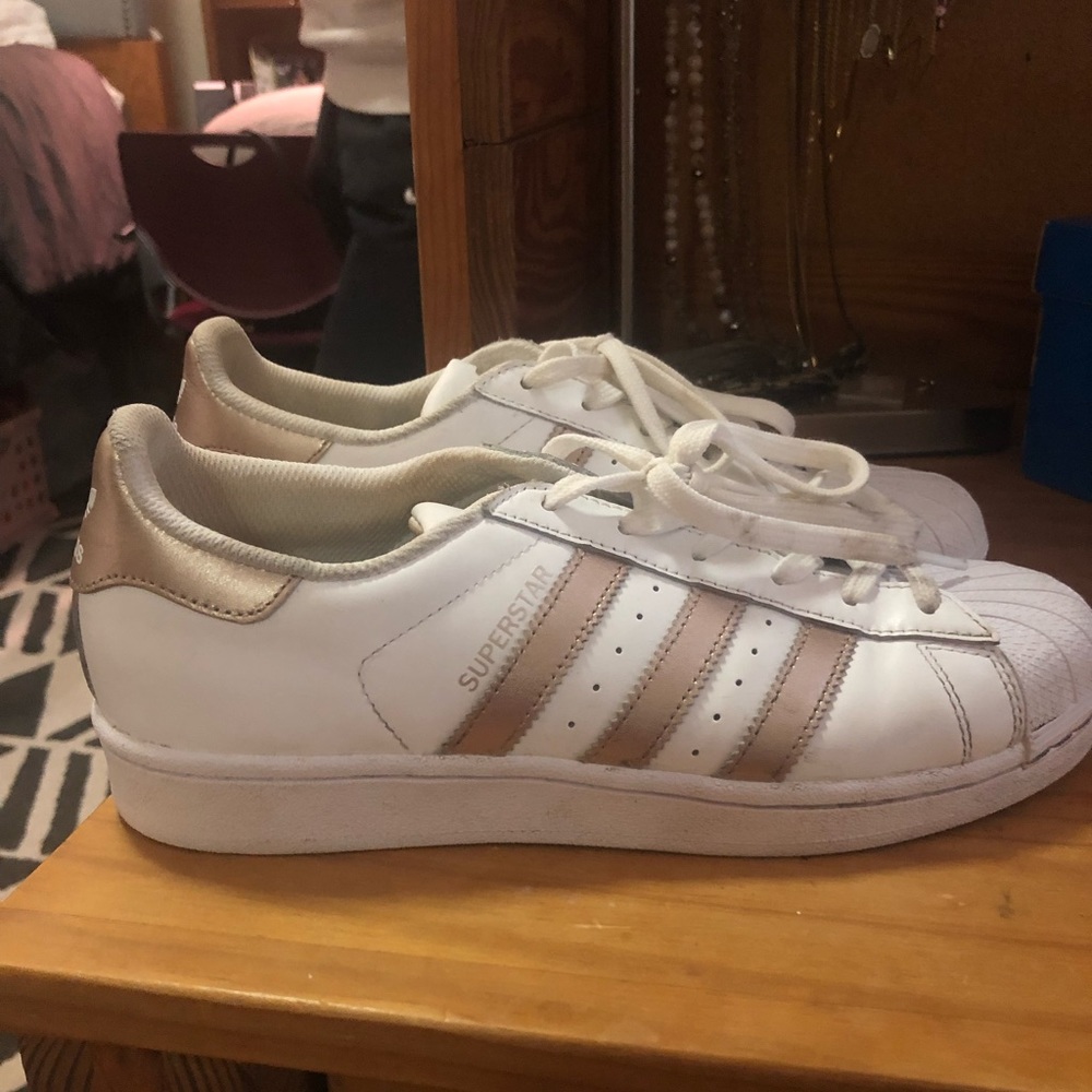 Adidas Superstars Gold Women’s